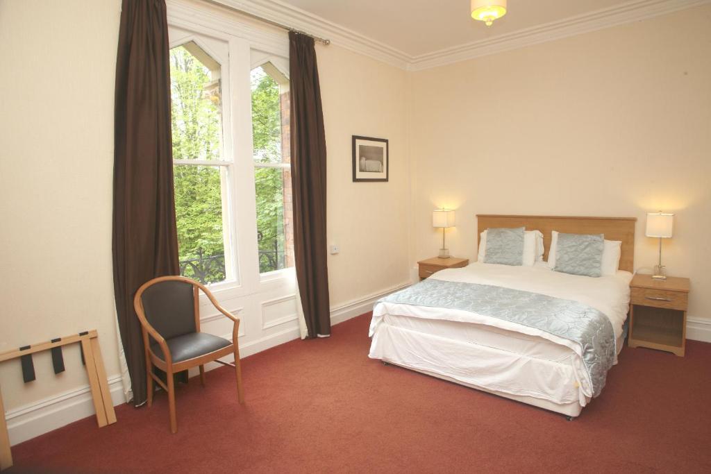 Cliff Lawn Hotel Leeds  Room photo