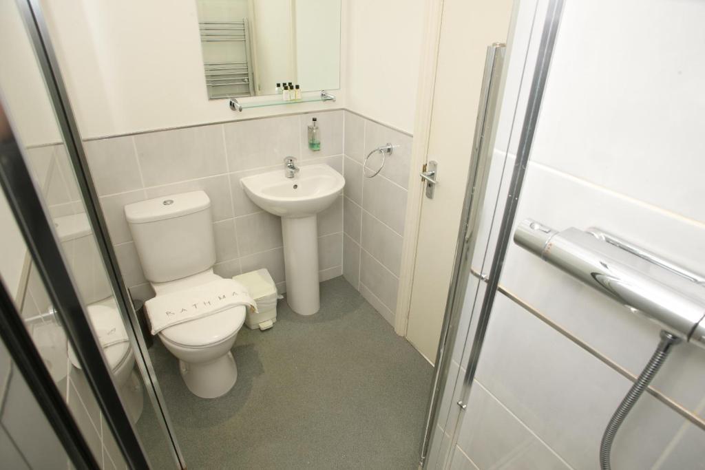 Cliff Lawn Hotel Leeds  Room photo